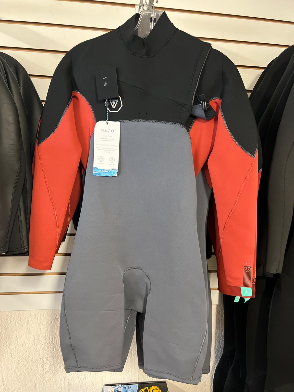 Guía definitiva para elegir tu wetsuit jacket y surfear con comodidad 2