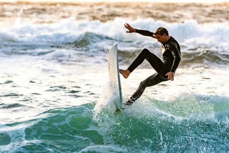 Surfing-lessons-in-Cabo-San-Lucas