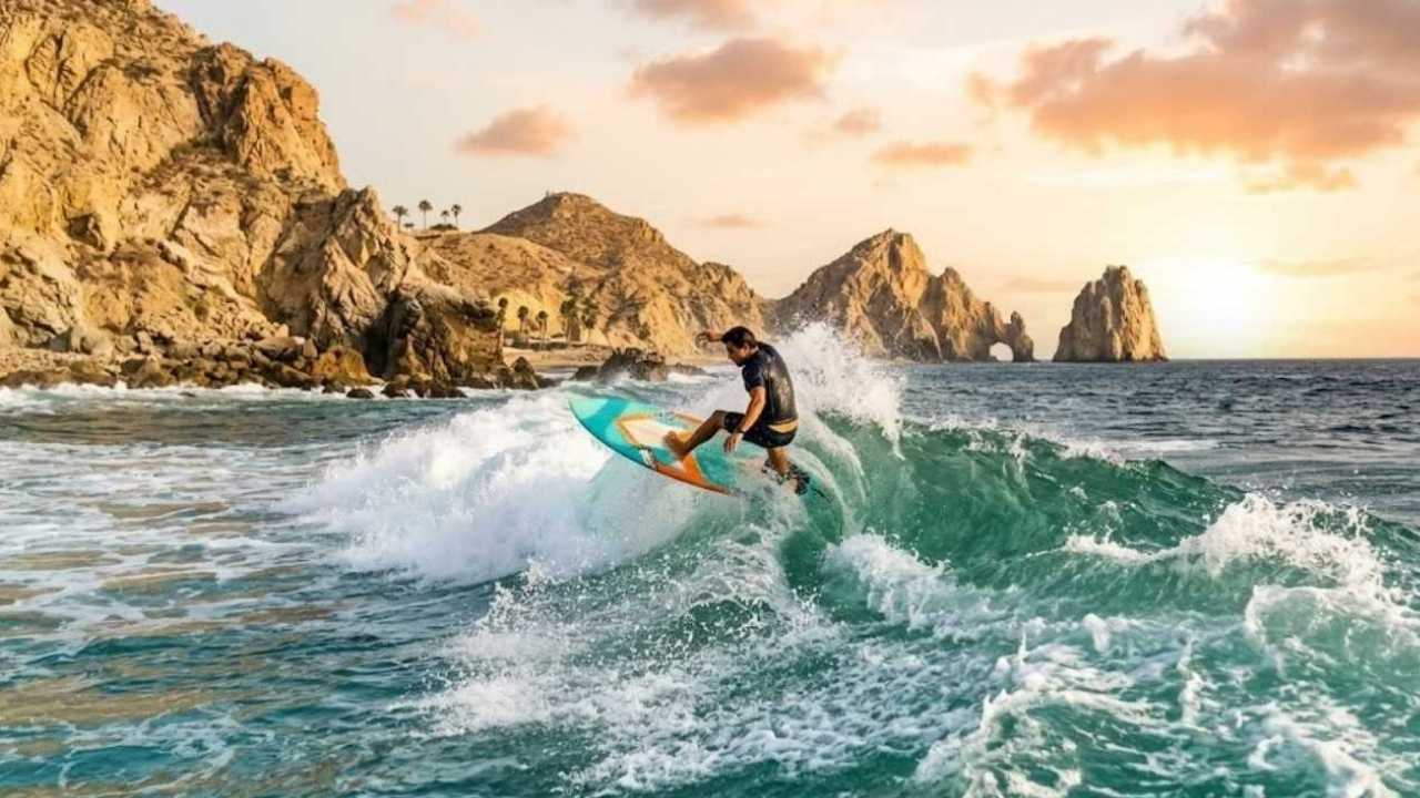 surf nocturno en Baja California Sur